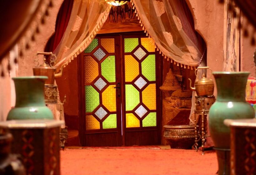 تختخواب و صبحانه Kasbah Du Peintre