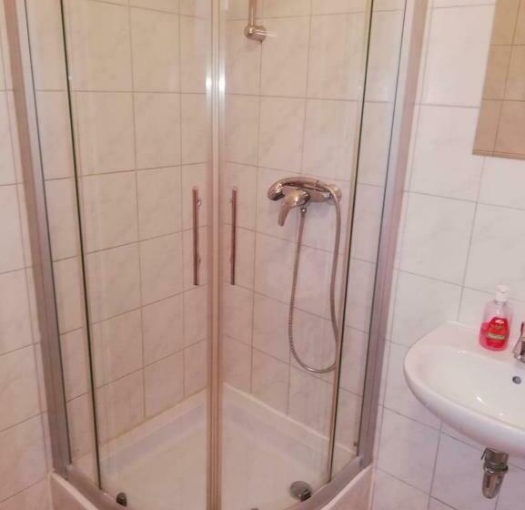 צימר Pension Feldschlössl