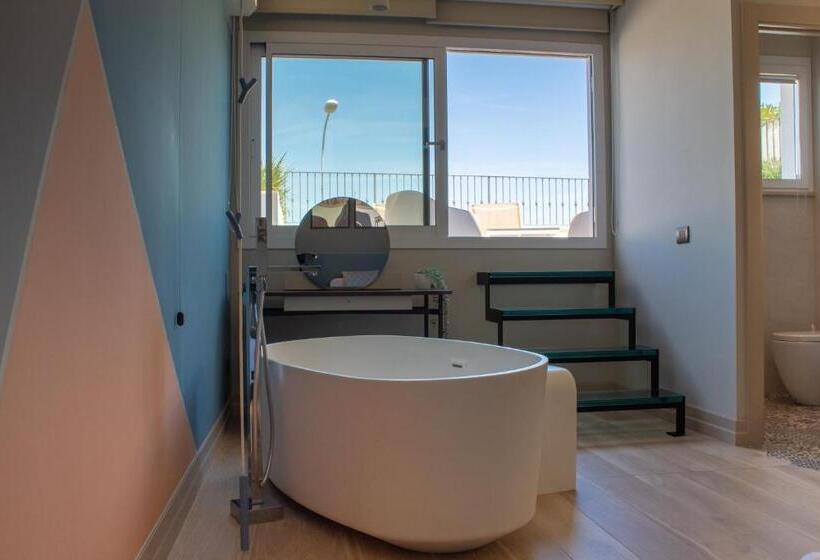 تختخواب و صبحانه Relais One