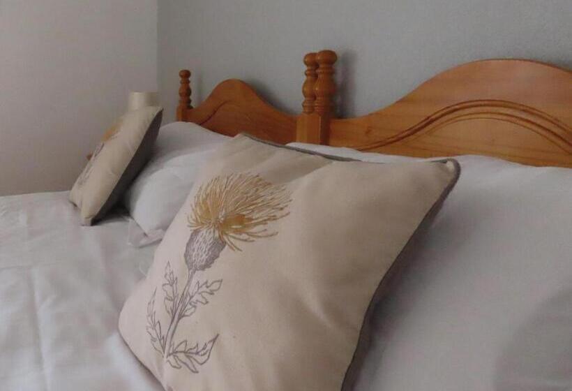 Bed and Breakfast The Castle