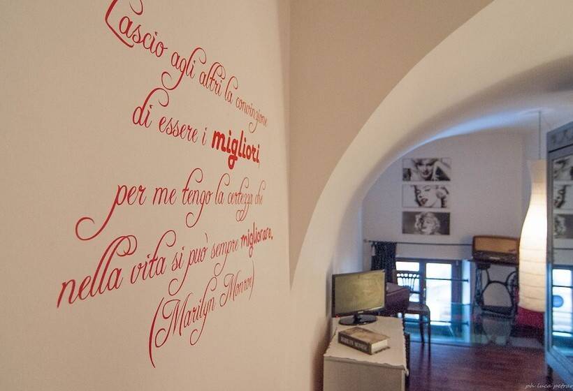 مبيت وإفطار Torino Chic