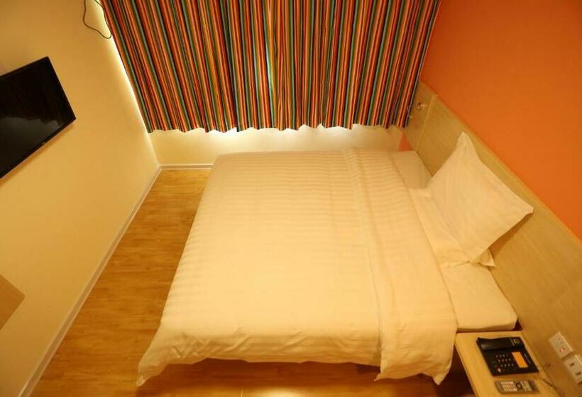 酒店 7days Inn Chengde Summer Resort