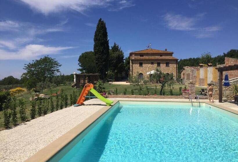 فندق Agriturismo Casallario