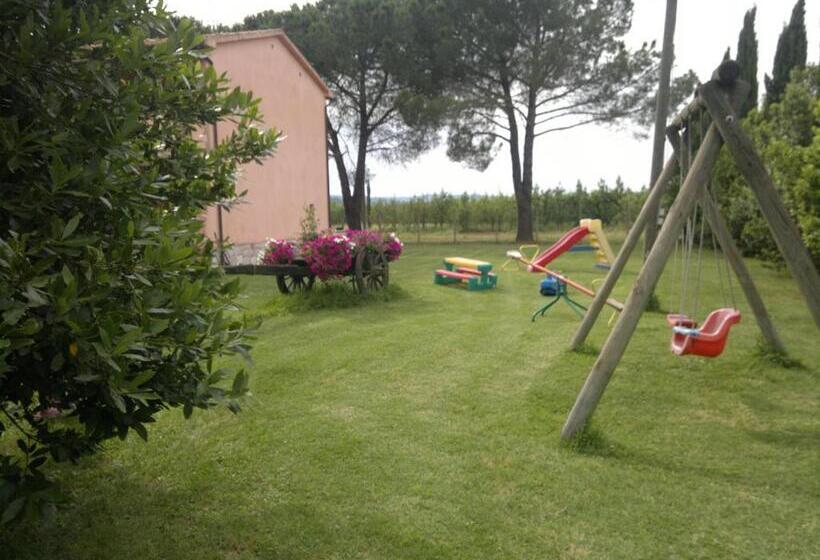 فندق Agriturismo Il Selvello