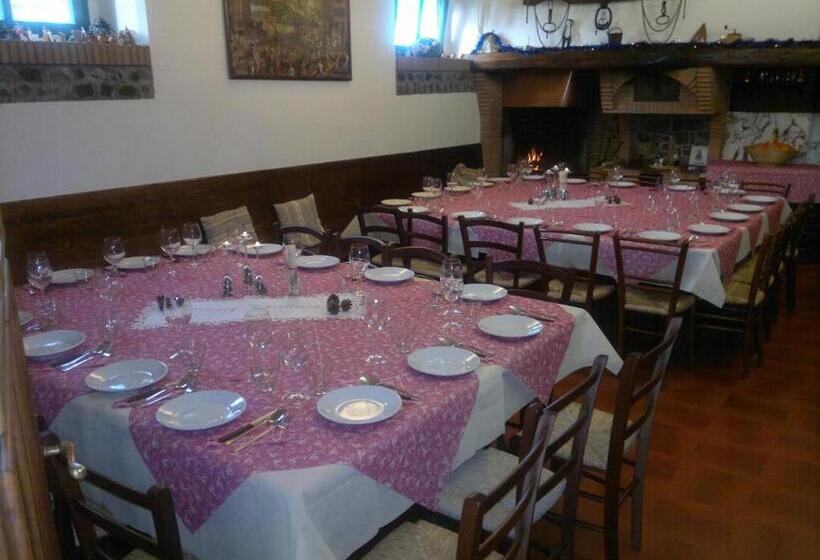 فندق Agriturismo Il Selvello