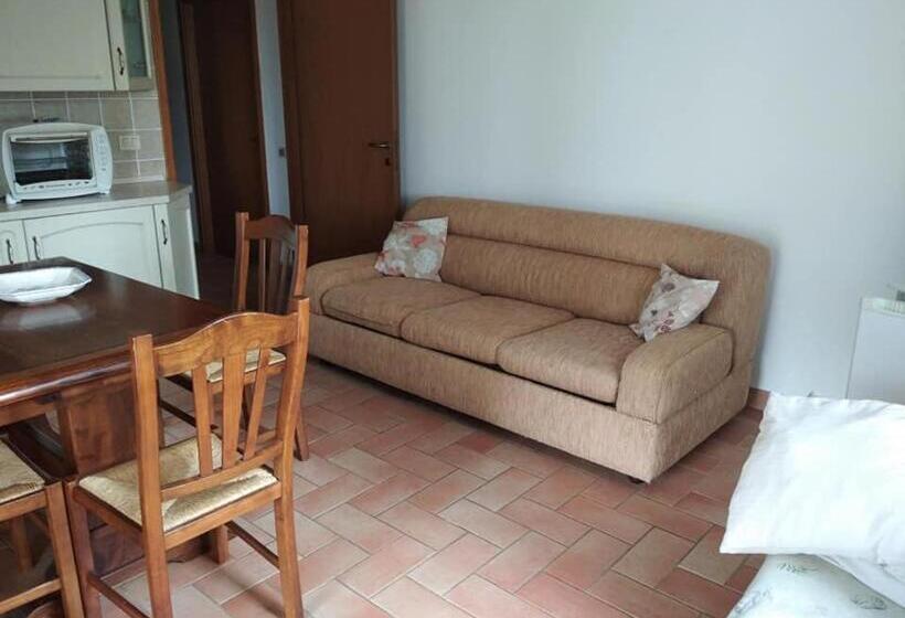 فندق Agriturismo Il Selvello