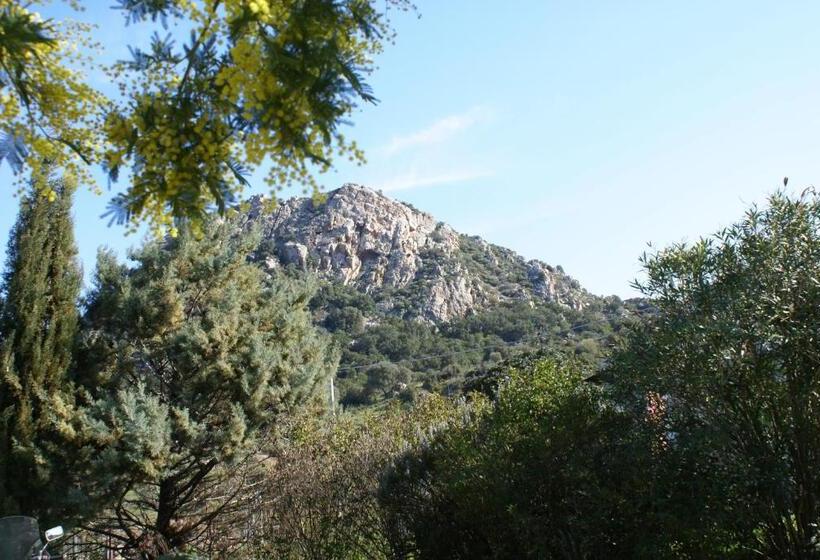 호텔 Agriturismo L Aglientu B&b