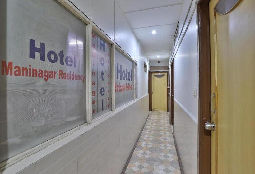 Отель Maninagar Residency