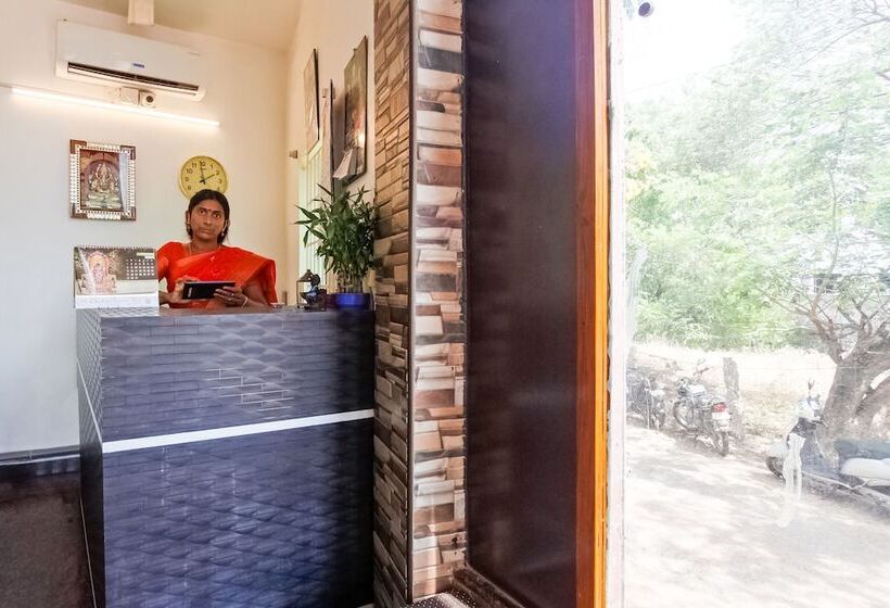 Hotel Collection O Amaran