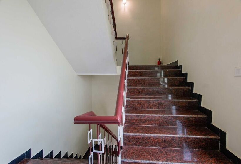 Hotel Collection O Amaran