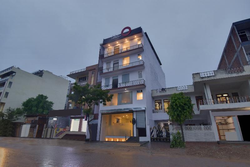 בית מלון כפרי Super Collection O Govind Marg