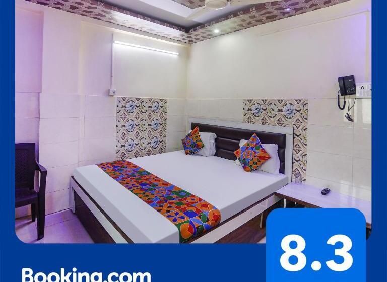 ホテル Fabexpress Kanha Dham