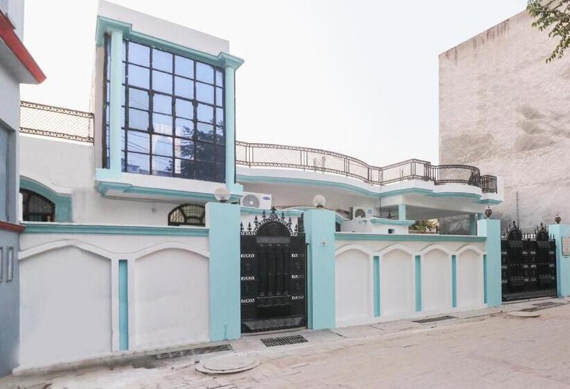 호텔 Flagship Xpress Stays Near Munshi Pulia Metro Station