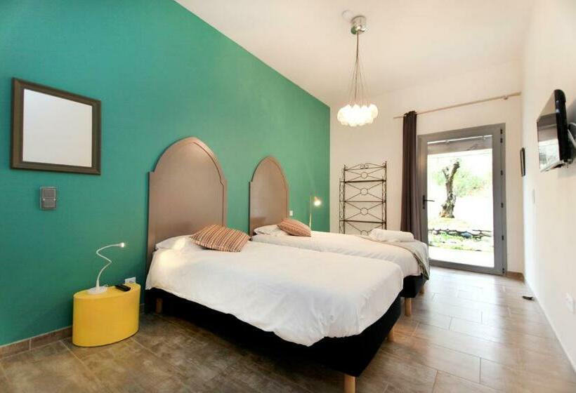 Отель Hôtel Ascosa Aventure