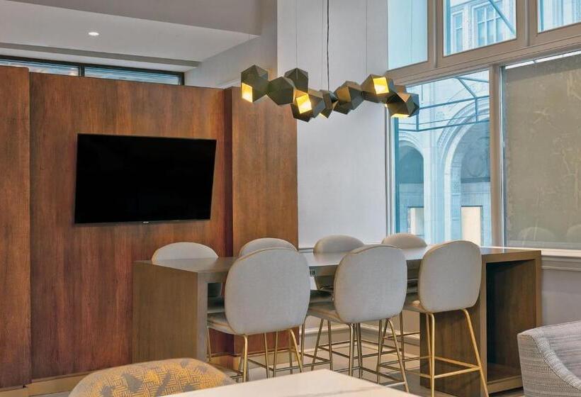 호텔 Le Méridien St. Louis Downtown