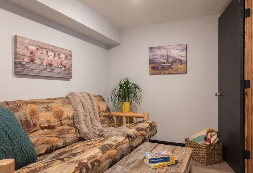 فندق Mad River Lodge