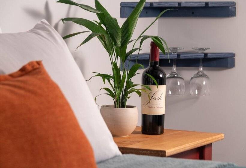 فندق Mad River Lodge