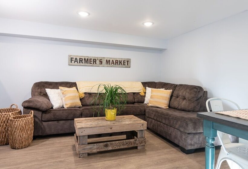 فندق Mad River Lodge