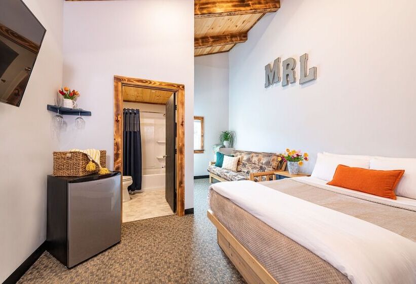 فندق Mad River Lodge