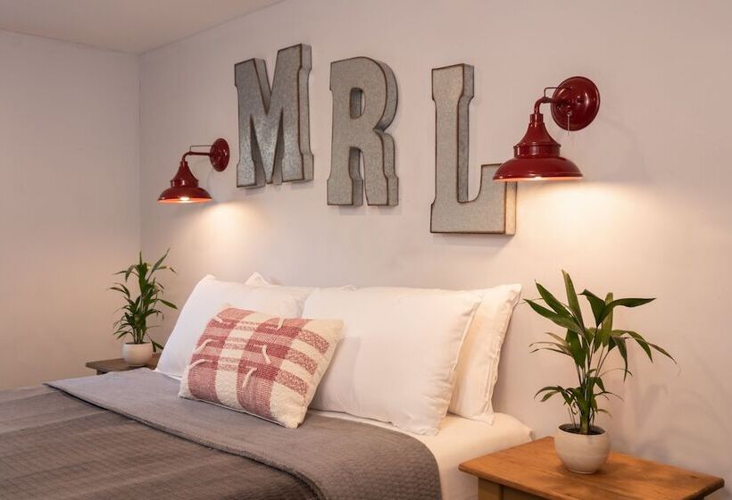 فندق Mad River Lodge