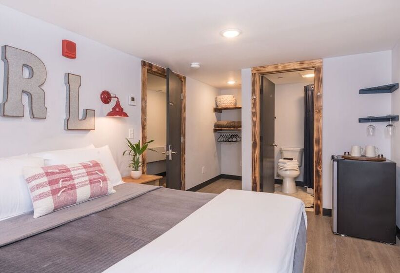 فندق Mad River Lodge