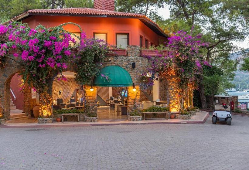 ホテル Marmaris Bay Resort   Adults Only