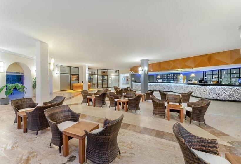 ホテル Marmaris Bay Resort   Adults Only