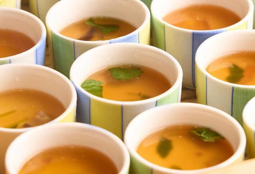 Отель Musse Kyotoshijokawaramachi Meitetsu