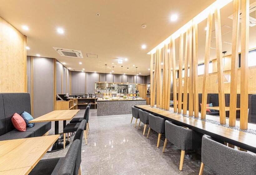 Отель Musse Kyotoshijokawaramachi Meitetsu