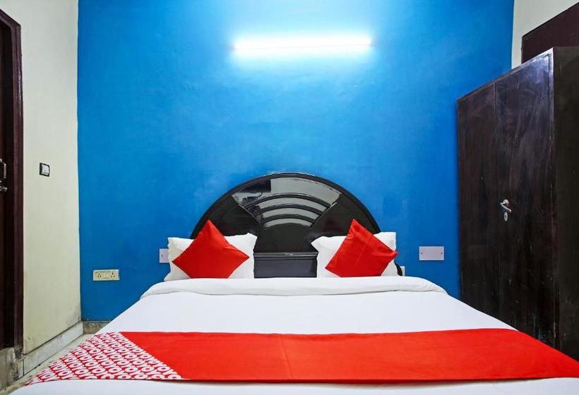 Отель Oyo 38417 Silver Villa