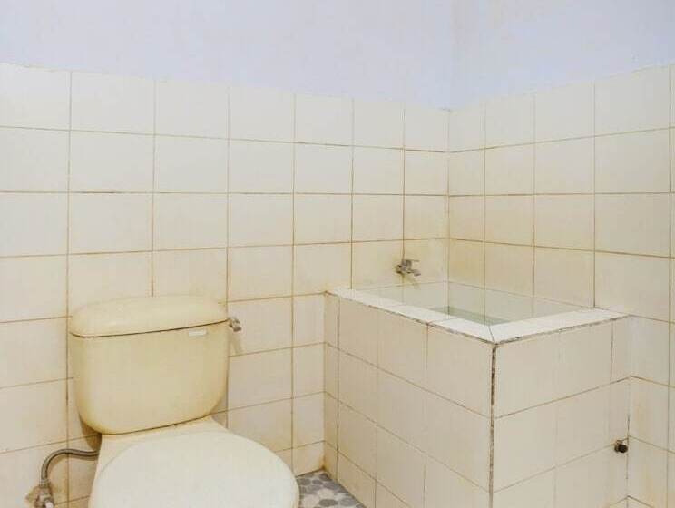 ホテル Palem 2 Syariah Malang Redpartner