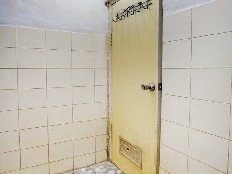 ホテル Palem 2 Syariah Malang Redpartner