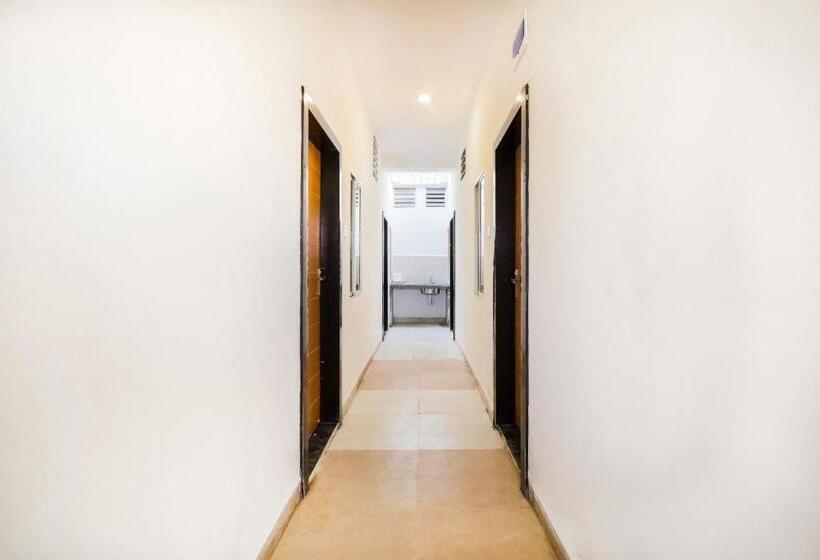 酒店 Oyo 65977  Expression