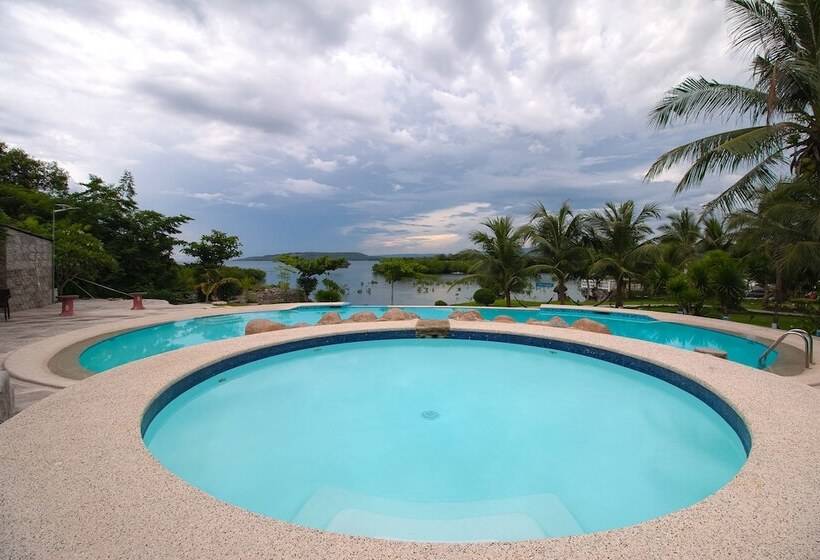 هتل Sea Forest Beach Resort