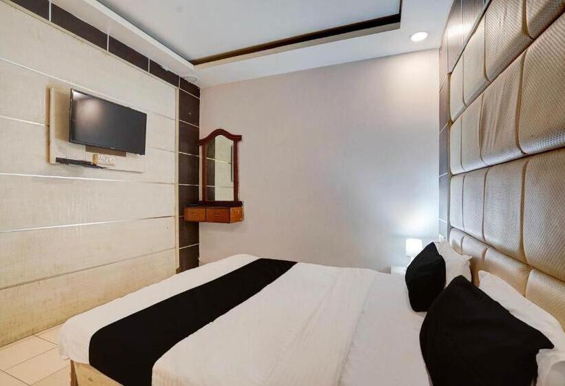 בית מלון כפרי Oyo 75572  Neel