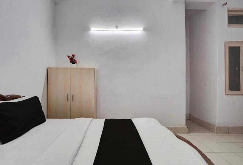 בית מלון כפרי Oyo 75572  Neel