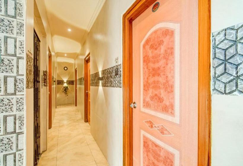 호텔 Flagship Tejasri Residency