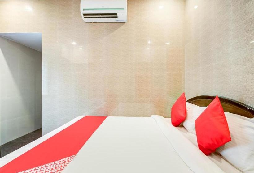 호텔 Flagship Tejasri Residency