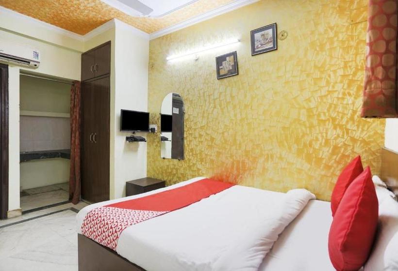 בית מלון כפרי Oyo 76309 Royal Palace