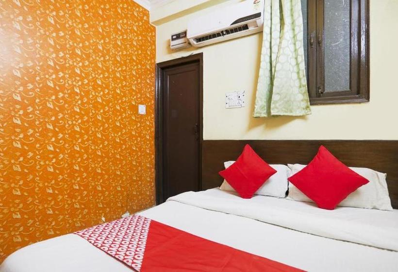 בית מלון כפרי Oyo 76309 Royal Palace