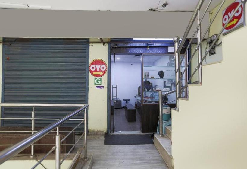 בית מלון כפרי Oyo 76309 Royal Palace