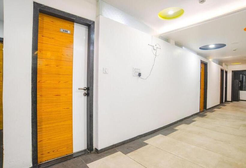 فندق Regal Regency