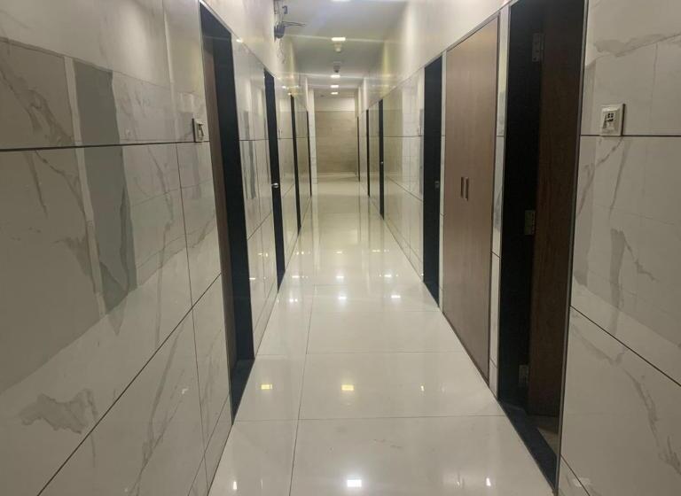 בית מלון כפרי Royal Residency   Chembur