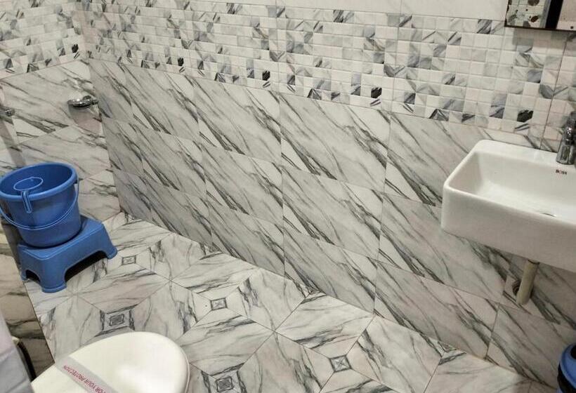 בית מלון כפרי Shri Gourav