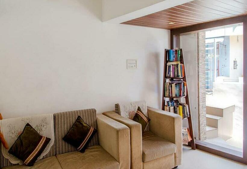 فندق Swapnatheeram Beach Resort