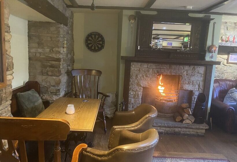 בית מלון כפרי The King S Head