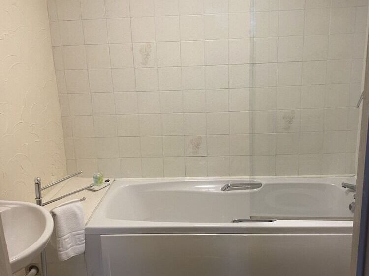 בית מלון כפרי The King S Head