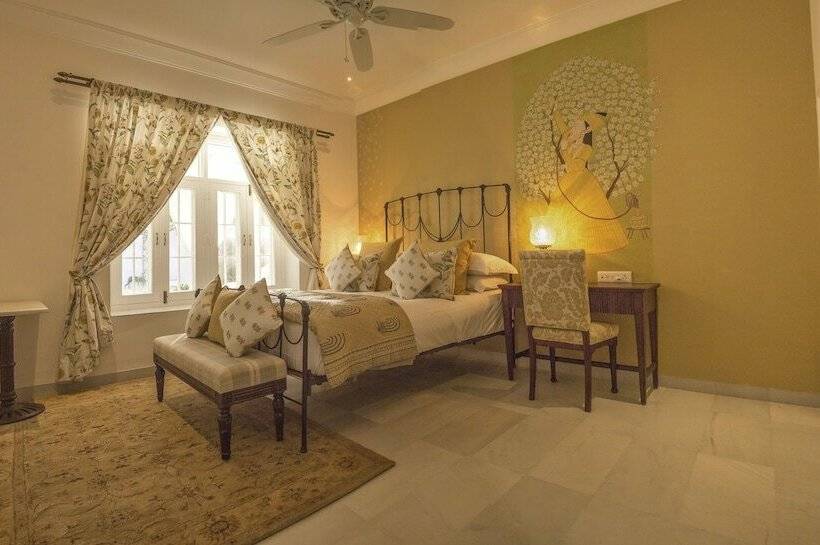 فندق The Rohet House