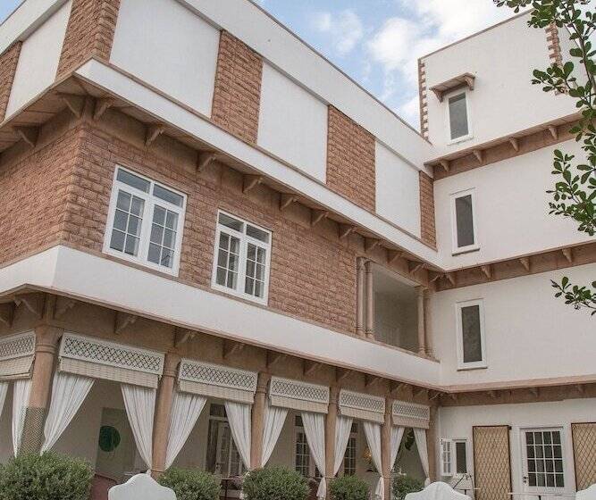 فندق The Rohet House