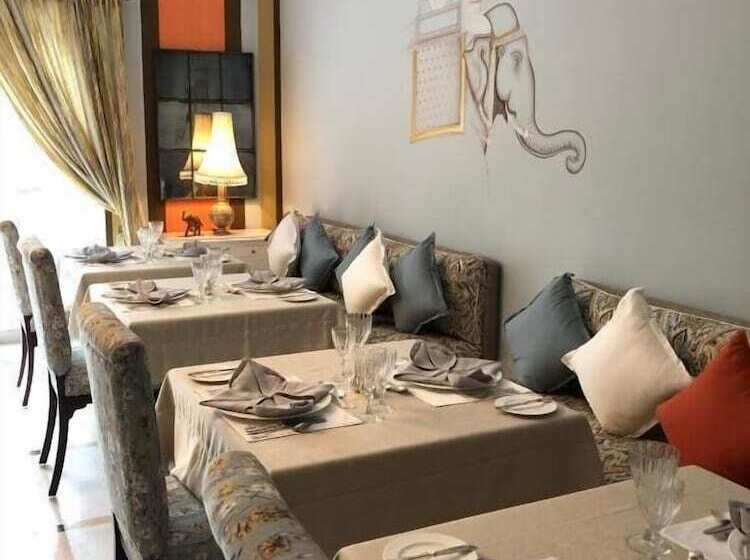 فندق The Rohet House